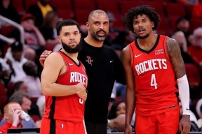 欧博在线入口 -集结日CBA常规赛传出新动向，克里夫兰骑士复出首秀，管理层表态——管理层满意，团队化学反应显著(新疆队成为cba第一支晋级季后赛球队)