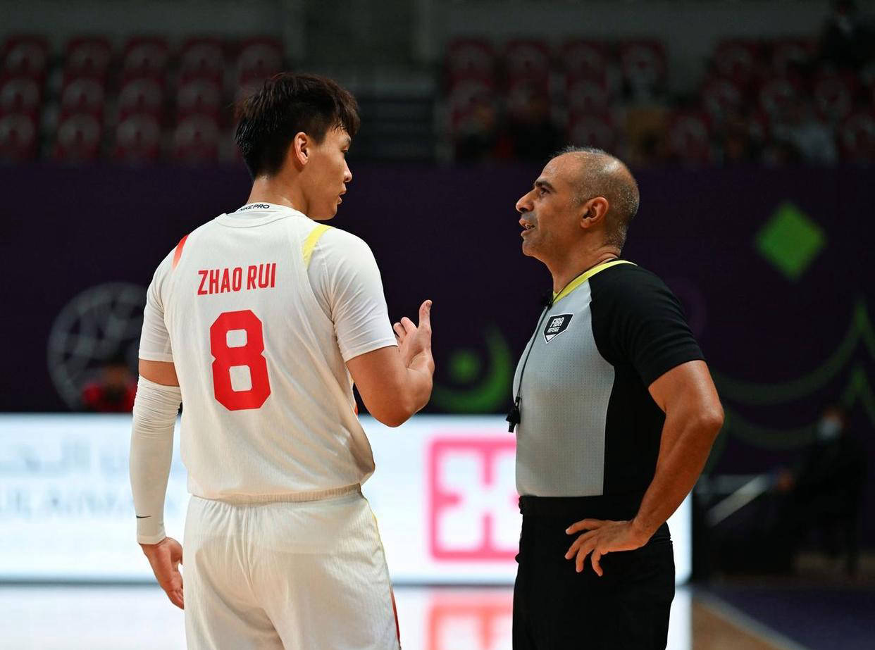 关于CBA季后赛赛程吃紧;尤文图斯今晚止住颓势;质疑声仍在;资深球员宣示担当的信息 关于CBA季后赛赛程吃紧;尤文图斯今晚止住颓势;质疑声仍在;资深球员宣示担当的信息