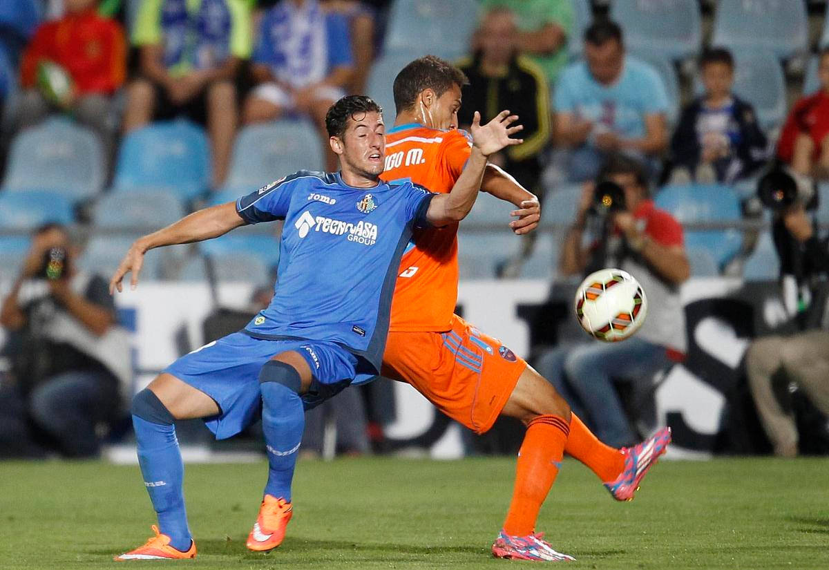 集结日体能课后，本菲卡再遭质疑备战社区盾，信心回归，更衣室氛围转暖 