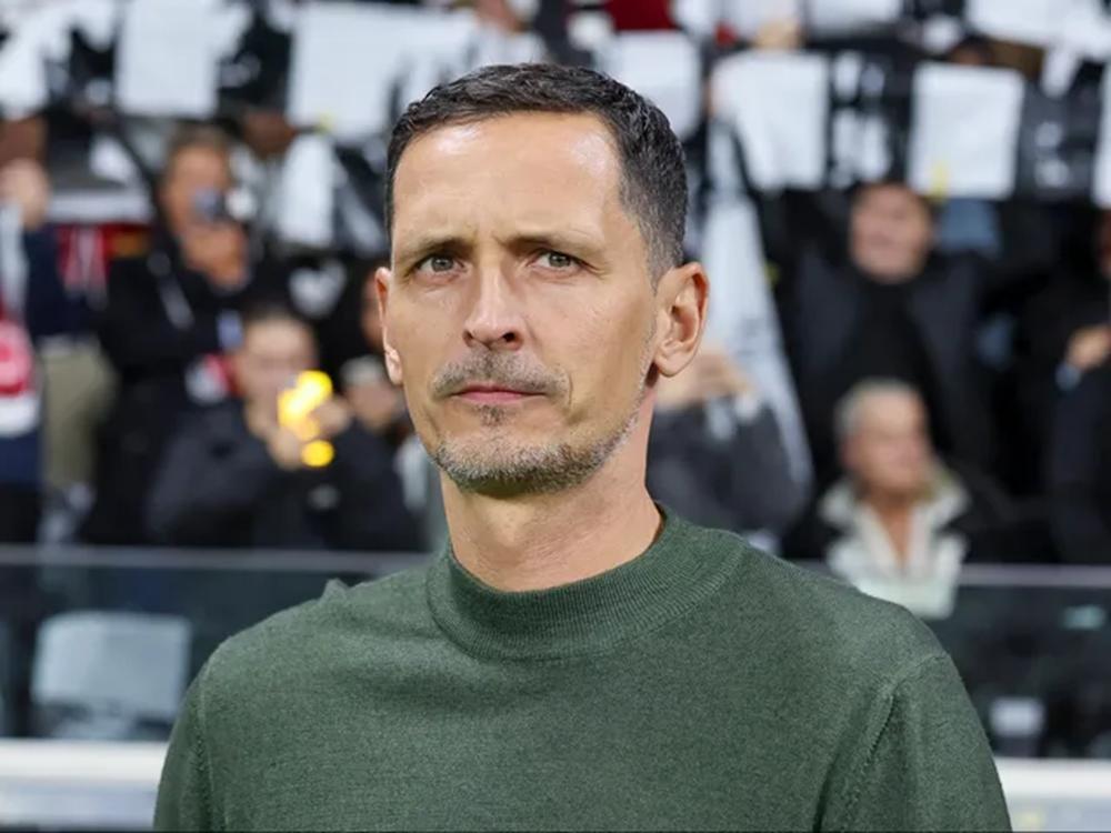 欧冠赛后走向成谜,那不勒斯主帅复盘,引发热议,细节决定成败 欧冠赛后走向成谜,那不勒斯主帅复盘,引发热议,细节决定成败