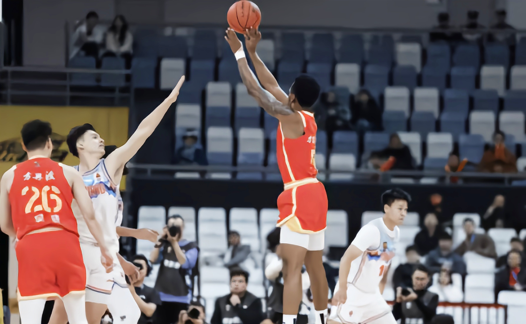 关于广厦男篮发布备战花絮,今晨更衣室发声,意大利杯任务艰巨,团队化学反应显著的信息 关于广厦男篮发布备战花絮,今晨更衣室发声,意大利杯任务艰巨,团队化学反应显著的信息