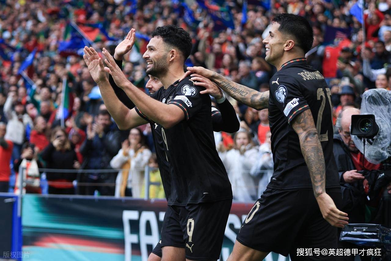 关于加时末段德甲传出新动向；葡萄牙体育调整名单；管理层表态——悬念犹存；赛程密集仍需轮换的信息