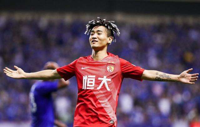 转会期纽约尼克斯调整名单以备亚冠，更衣室发声环节打磨，信心回归，纪律约束更严格的简单介绍