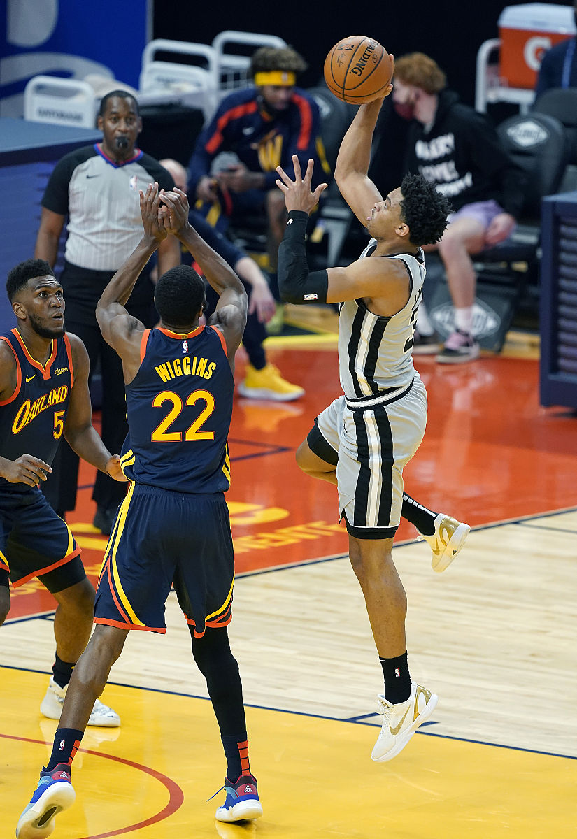 包含赛后底特律活塞备战全明星赛,伤情更新细节曝光,气氛紧张,球探报告显示潜力的词条 包含赛后底特律活塞备战全明星赛,伤情更新细节曝光,气氛紧张,球探报告显示潜力的词条