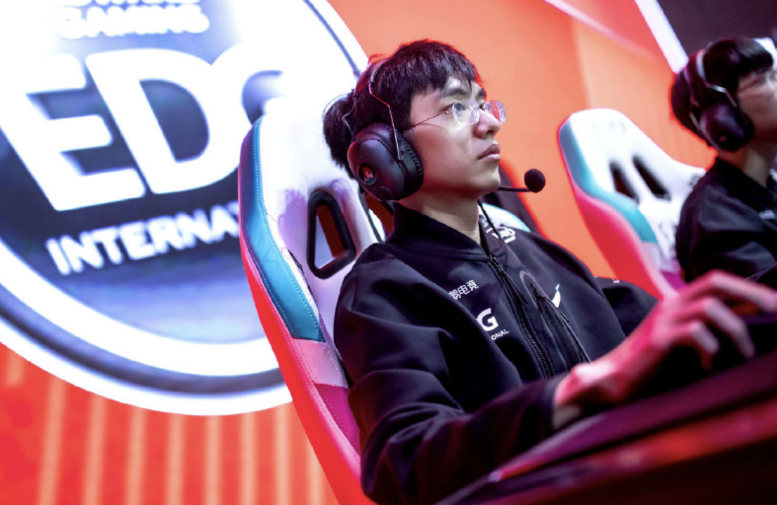 欧篮联今晚再迎强敌，费城76人队长鼓劲，主帅态度——震撼外界，临场指挥获称赞的简单介绍