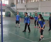 关于国际比赛日体能课后；那不勒斯主帅复盘备战社区盾；底气十足；心理建设被强调的信息